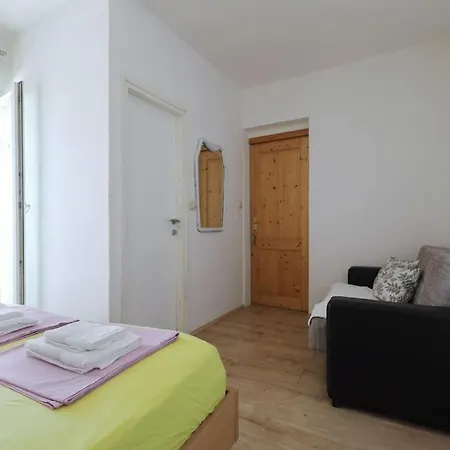 Sofija Apartamento Pakoštane